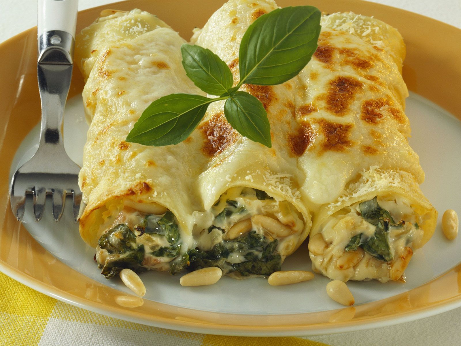 Cheese Spinach Cannelloni
