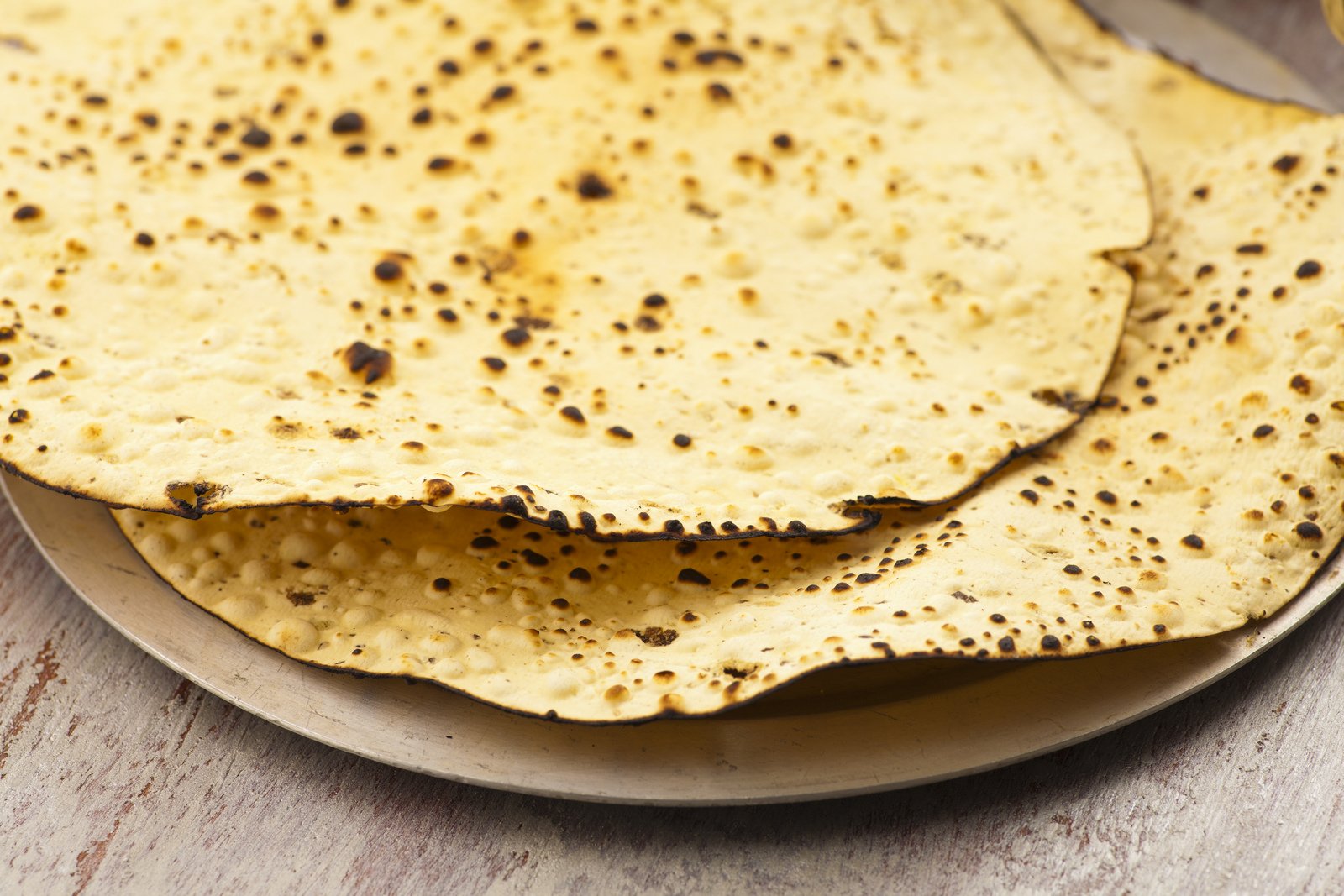 Papad ( Roast / Fried ) 1 - Piece